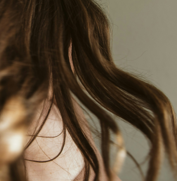 Wavy bronde