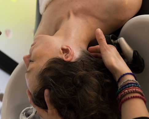 modelage-ayurvedique-biohair.jpg modelage-ayurvedique-biohair.jpg